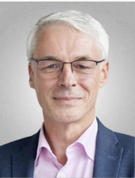 Porträt von Martin Bürstenbinder